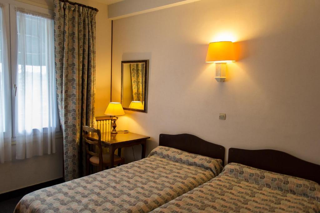 Hotel De Flandre Компьень Номер фото