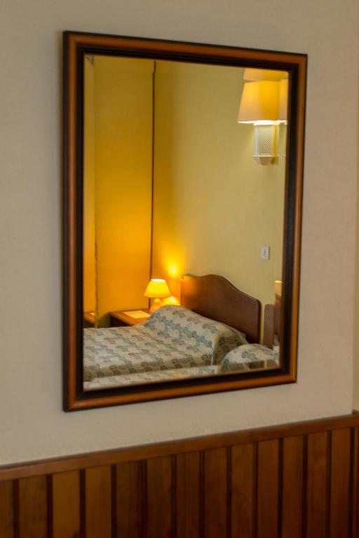 Hotel De Flandre Компьень Номер фото